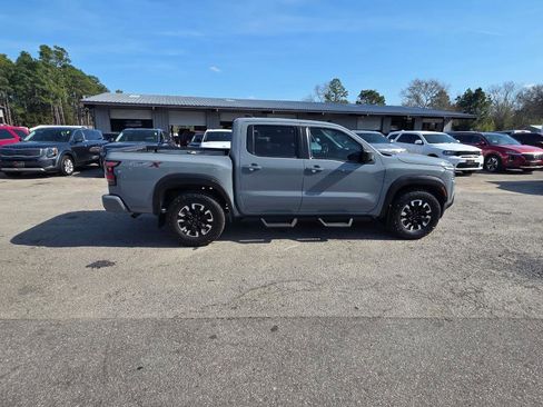 Used 2023 Nissan Frontier Pro-X w/ Pro Convenience Package image 4