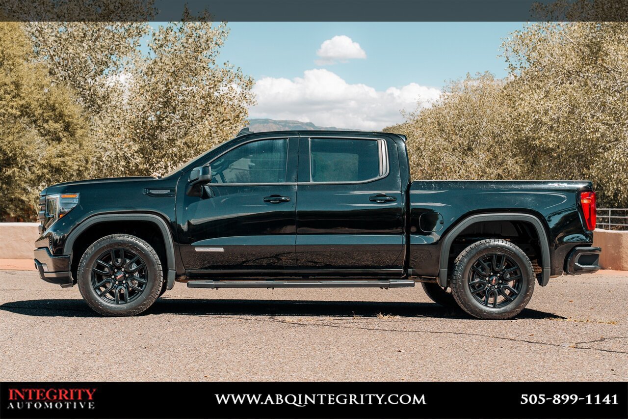 Used 2024 GMC Sierra 1500 Elevation w/ LPO, Elevation Black Package AWD/4WD image 4