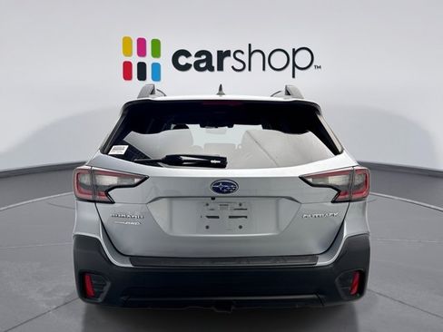 Used 2022 Subaru Outback Premium AWD/4WD image 4