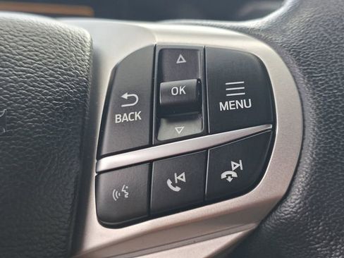 Used 2023 Ford Explorer XLT w/ Equipment Group 202A image 18