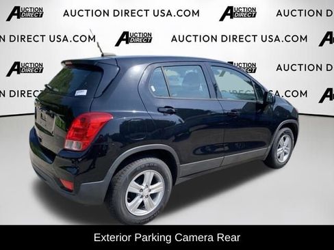 Used 2020 Chevrolet Trax LS FWD image 6