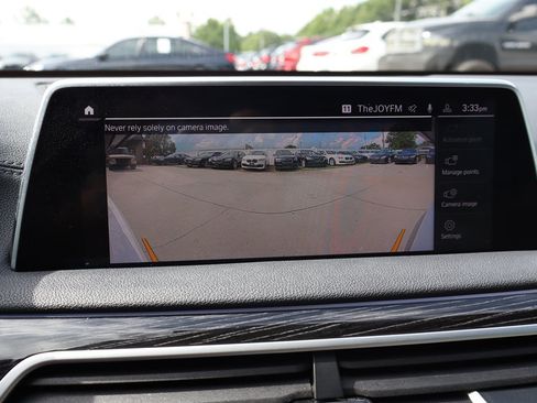Used 2020 BMW 740i w/ M Sport Package RWD image 35