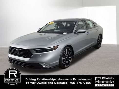 Used 2024 Honda Accord Touring image 10