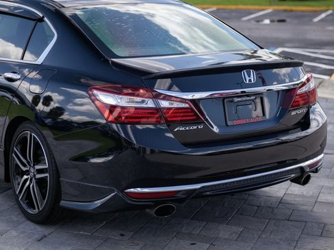 Used 2016 Honda Accord Sport image 11