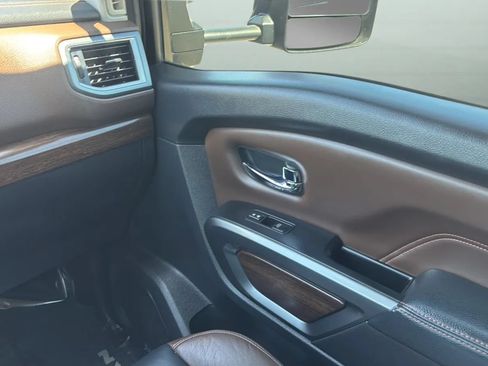 Used 2017 Nissan Titan Platinum Reserve AWD/4WD image 16