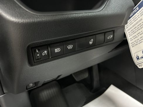 New 2025 Toyota RAV4 SE image 16
