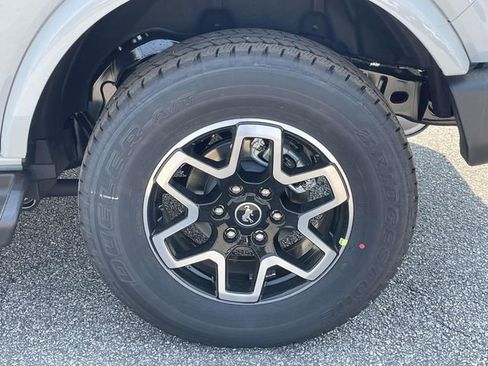 New 2026 Ford Bronco Outer Banks AWD/4WD image 8