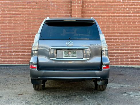Used 2017 Lexus GX 460 image 6