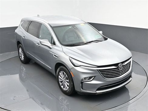 Used 2024 Buick Enclave Premium image 24