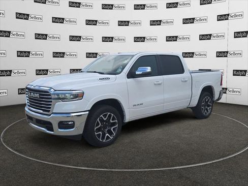 Certified 2026 RAM 1500 Laramie AWD/4WD image 2