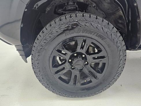 Used 2021 Toyota Tacoma SR w/ SR Convenience Package image 8