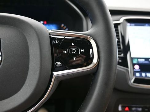 Used 2023 Volvo XC90 B6 Ultimate image 25