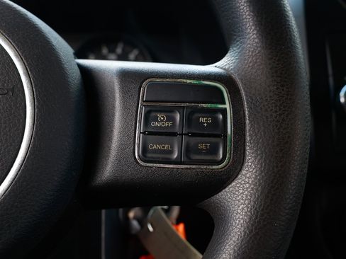 Used 2012 Jeep Patriot Sport image 24