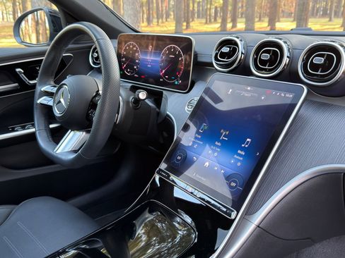 Certified 2024 Mercedes-Benz C 300 Sedan image 19