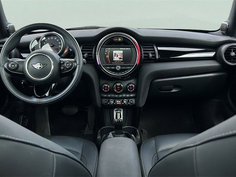 Used 2021 MINI Cooper 2-Door Hardtop image 17