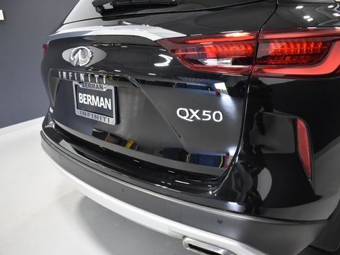 Used 2025 INFINITI QX50 Luxe image 12
