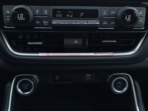 Certified 2026 Toyota Grand Highlander AWD image 17