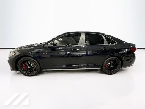 Used 2026 Volkswagen Jetta GLI Autobahn FWD image 8