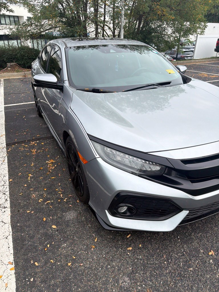 Used 2017 Honda Civic Sport Touring image 3
