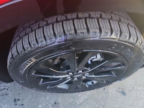 Used 2022 Chevrolet Blazer RS w/ Enhanced Convenience Package image 3