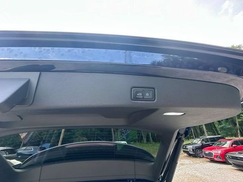 Used 2025 Audi Q5 Premium w/ Convenience Package AWD/4WD image 44