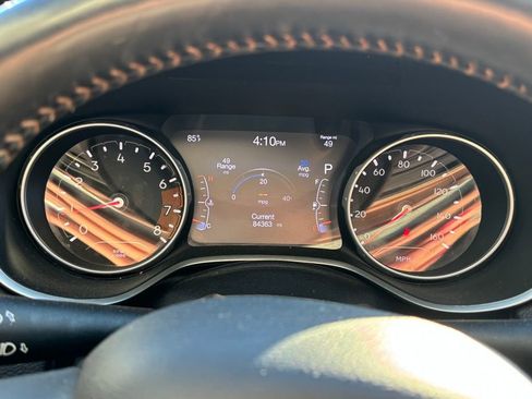 Used 2018 Jeep Compass Limited image 14