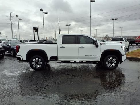 Used 2025 GMC Sierra 2500 Denali w/ Denali Reserve Package image 2