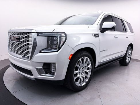 Used 2021 GMC Yukon Denali w/ Denali Ultimate Package image 14