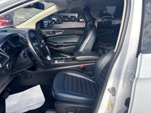 Used 2023 Ford Edge SEL w/ Sport Appearance Package AWD/4WD image 9