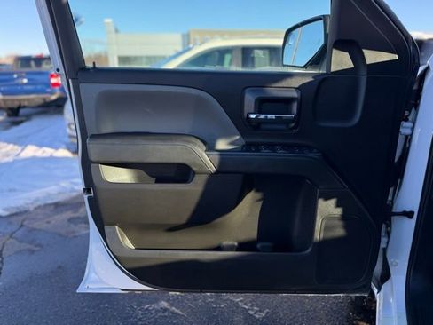 Used 2018 Chevrolet Silverado 1500 Custom image 9