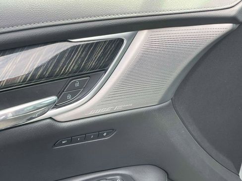 Used 2023 Cadillac XT6 Premium Luxury FWD image 15