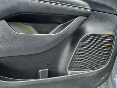 Used 2020 Chrysler Pacifica Touring-L Plus image 16