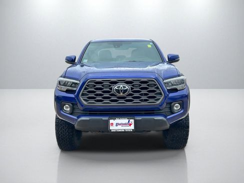 Used 2022 Toyota Tacoma 4x4 Double Cab image 2