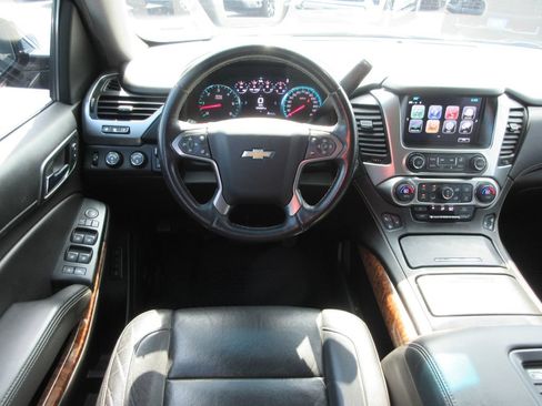 Certified 2017 Chevrolet Suburban Premier AWD/4WD image 16
