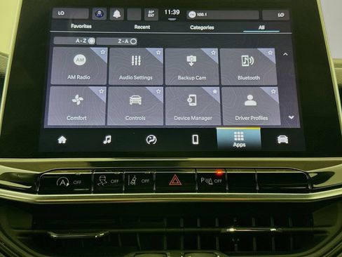 Used 2023 Jeep Compass Trailhawk AWD/4WD image 17