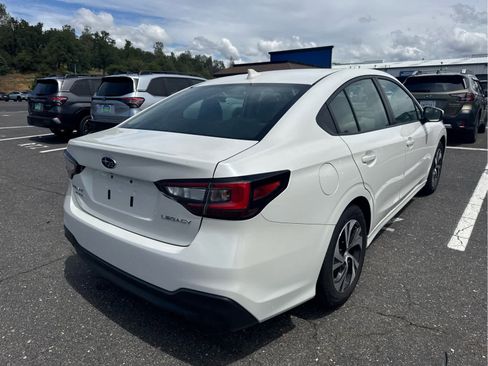 Used 2025 Subaru Legacy Premium AWD/4WD image 5