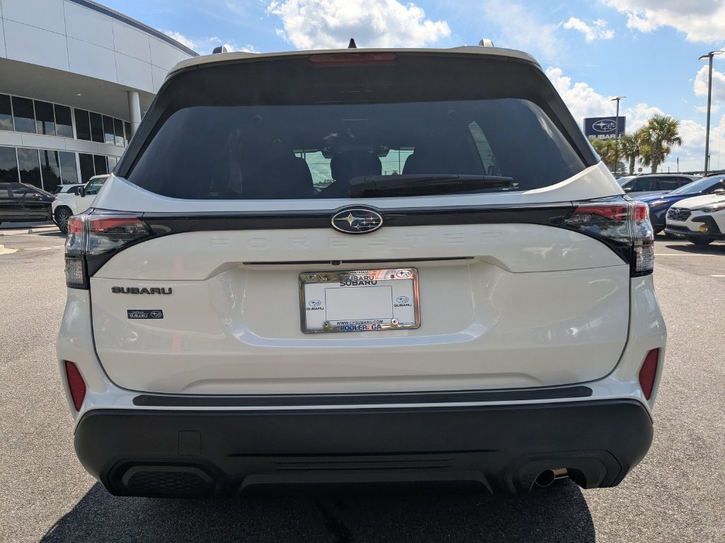 Used 2026 Subaru Forester Premium w/ Base/Premium Plus Package AWD/4WD image 5