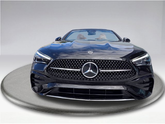 Used 2024 Mercedes-Benz CLE 300 4MATIC Cabriolet image 18