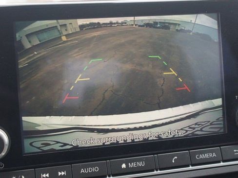 Used 2023 Nissan Altima 2.5 SV image 6