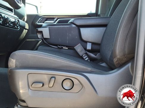 Used 2024 Chevrolet Silverado 1500 LT image 24