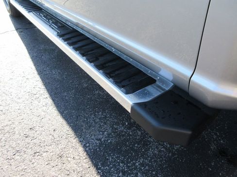 Used 2024 Ford F150 XLT image 14