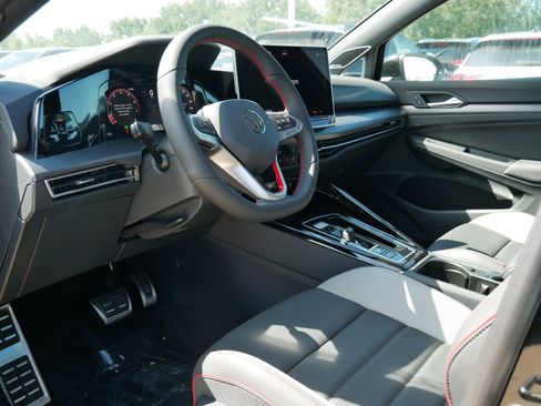 New 2025 Volkswagen GTI SE image 4