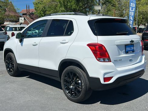 Used 2022 Chevrolet Trax LT w/ Sport Edition AWD/4WD image 7