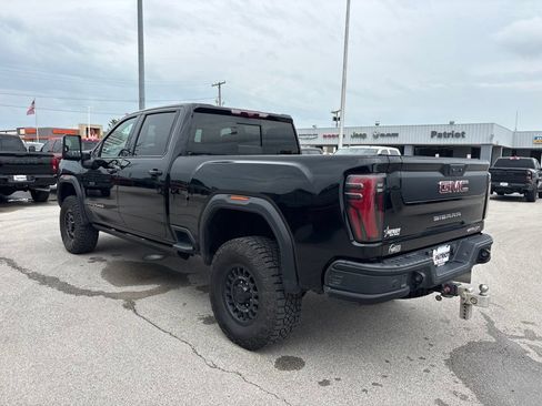 Used 2024 GMC Sierra 2500 AT4X w/ AT4X AEV Edition AWD/4WD image 15