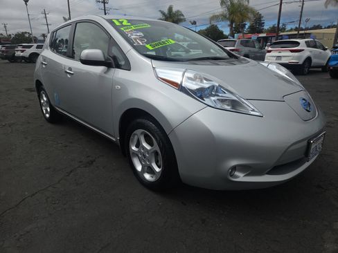 Used 2012 Nissan Leaf SL w/ Protection Pkg FWD image 1