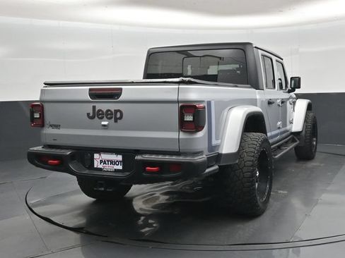 Used 2023 Jeep Gladiator Rubicon w/ LED Lighting Group AWD/4WD image 2