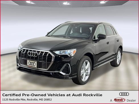 Certified 2023 Audi Q3 2.0T Premium w/ 19" Wheel Package AWD/4WD image 1