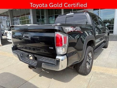 Certified 2023 Toyota Tacoma TRD Off-Road AWD/4WD image 6
