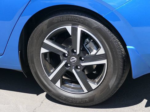 Used 2024 Nissan Sentra SV FWD image 9