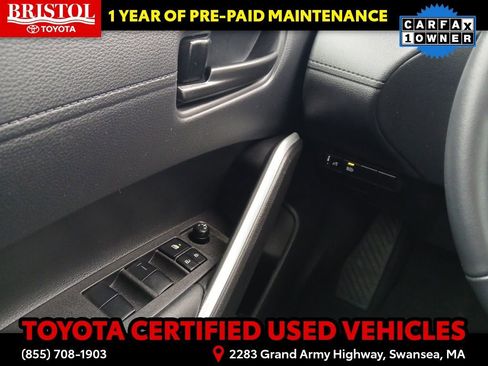 Certified 2025 Toyota Corolla Cross LE image 20